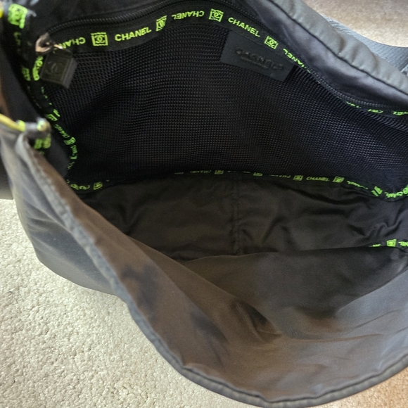 CHANEL Sport messenger bag -GUC - Picture 10 of 14